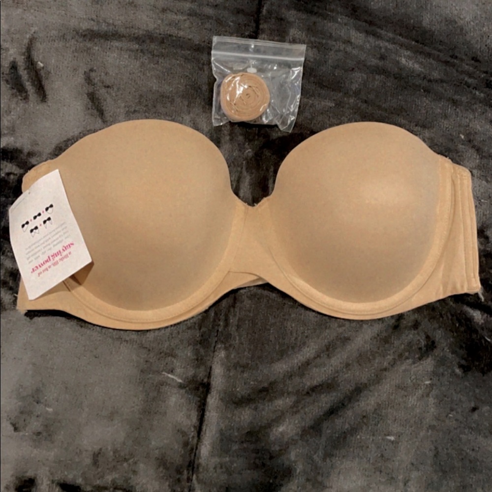 Woman’s convertible bra